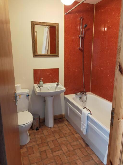 Spacious Sea View Home 5 Miles From Inverness North Kessock Exterior foto